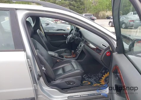 2008 Volvo Xc70 3.2 из США, поврежденный, VIN YV4BZ982981017634